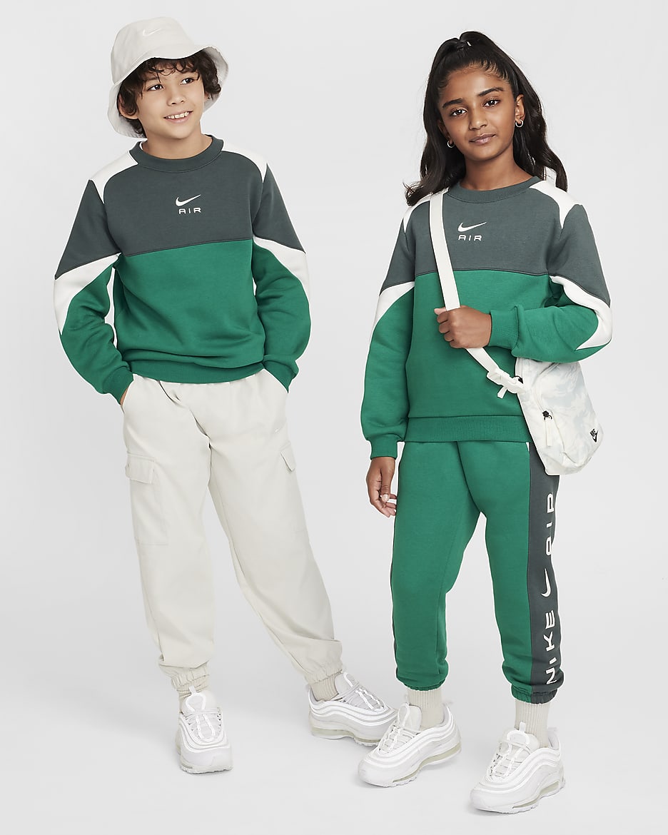 Nike Air Older Kids Crew Neck Sweatshirt. Nike PT